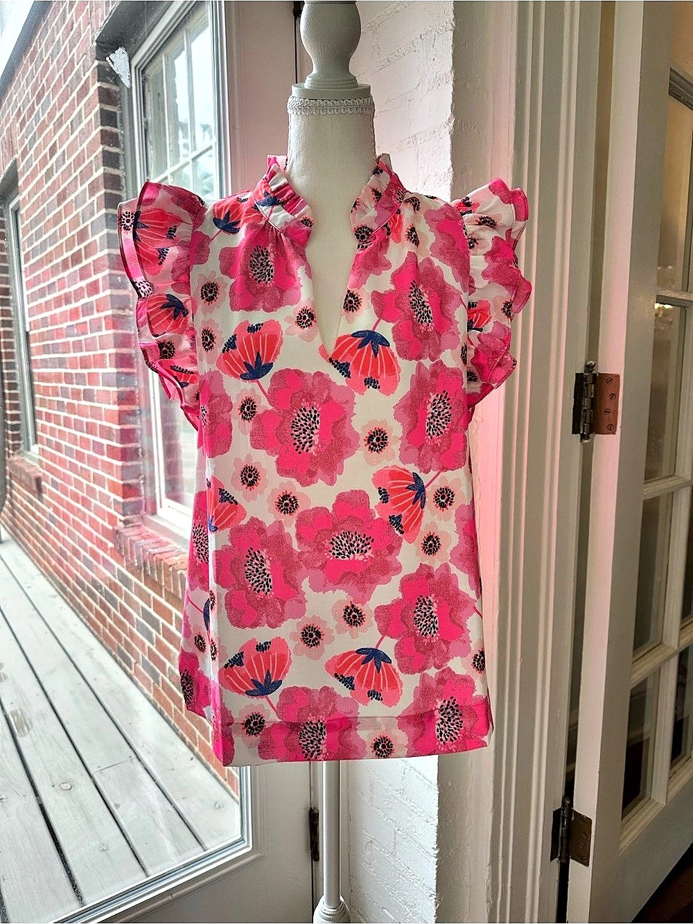 Jade Floral Ruffle Sleeve Blouse in Pink Size Medium